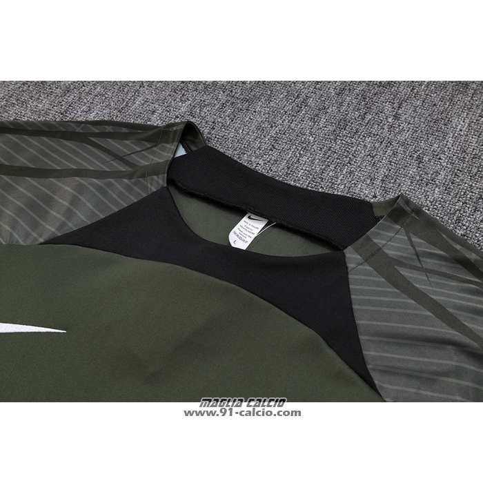 Tuta da Track
 Barcellona

 Manica Corta
 2023-2024 Verde Scuro
 - Pantaloncini
